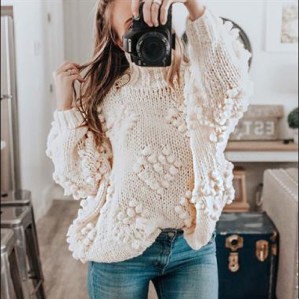 NWT Blogger Fave Chicwish Knit Your Love chunky Pullover S/M - Picture 3 of 6